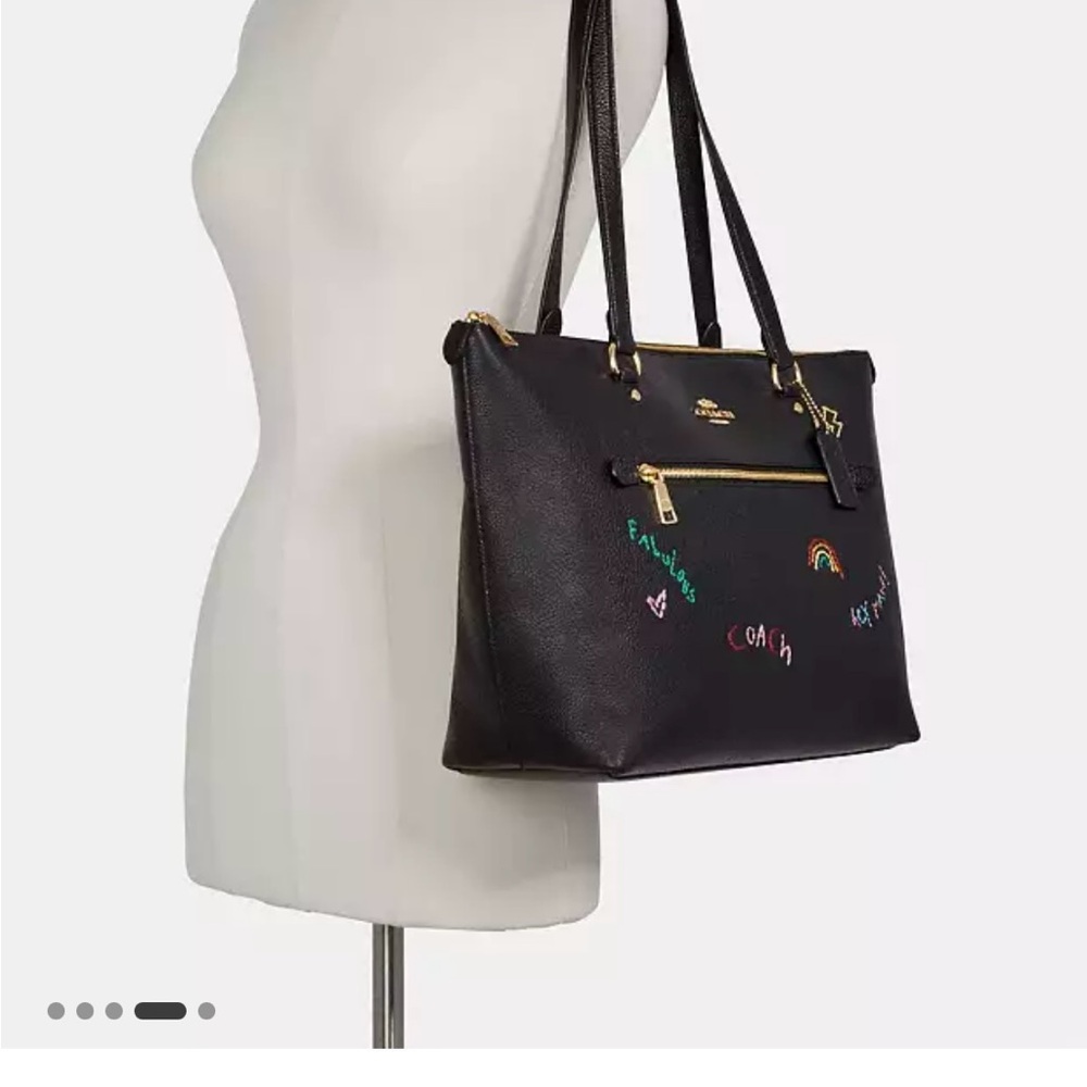 AUTHENTIC Coach Black Leather Gallery Tote with Diary Embroidered 🧵🎨🖤